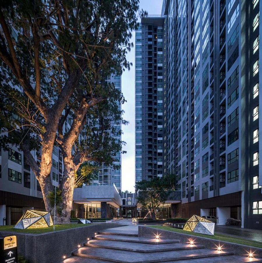 The Base Central Apartments Pattaya Zewnętrze zdjęcie