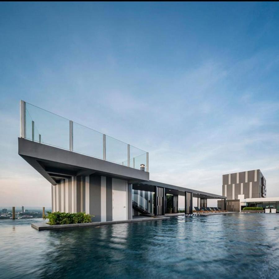 The Base Central Apartments Pattaya Zewnętrze zdjęcie